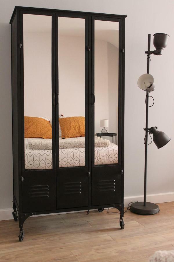 דירות Commercy Studio De Charme Au Pays De La Madeleine מראה חיצוני תמונה